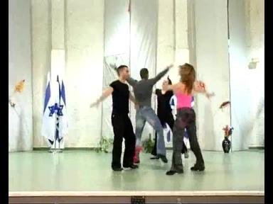 אישה לבדה במדבר